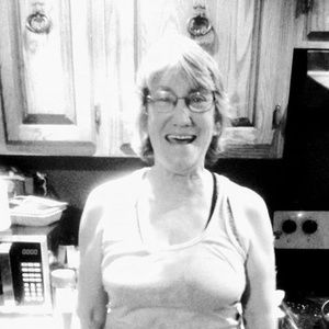 Meet your Posher, Sandra